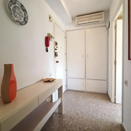 First Line Seaside - 1 Bedroom Torreon