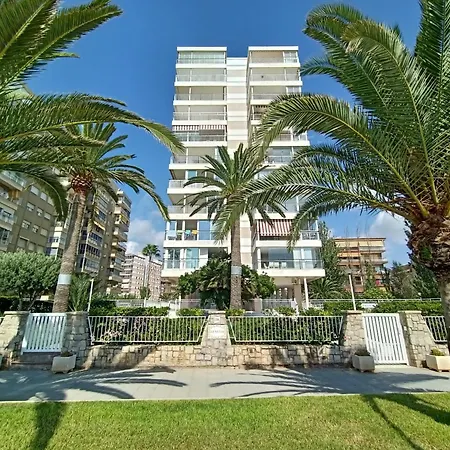 First Line Seaside - 1 Bedroom Torreon Apartment *